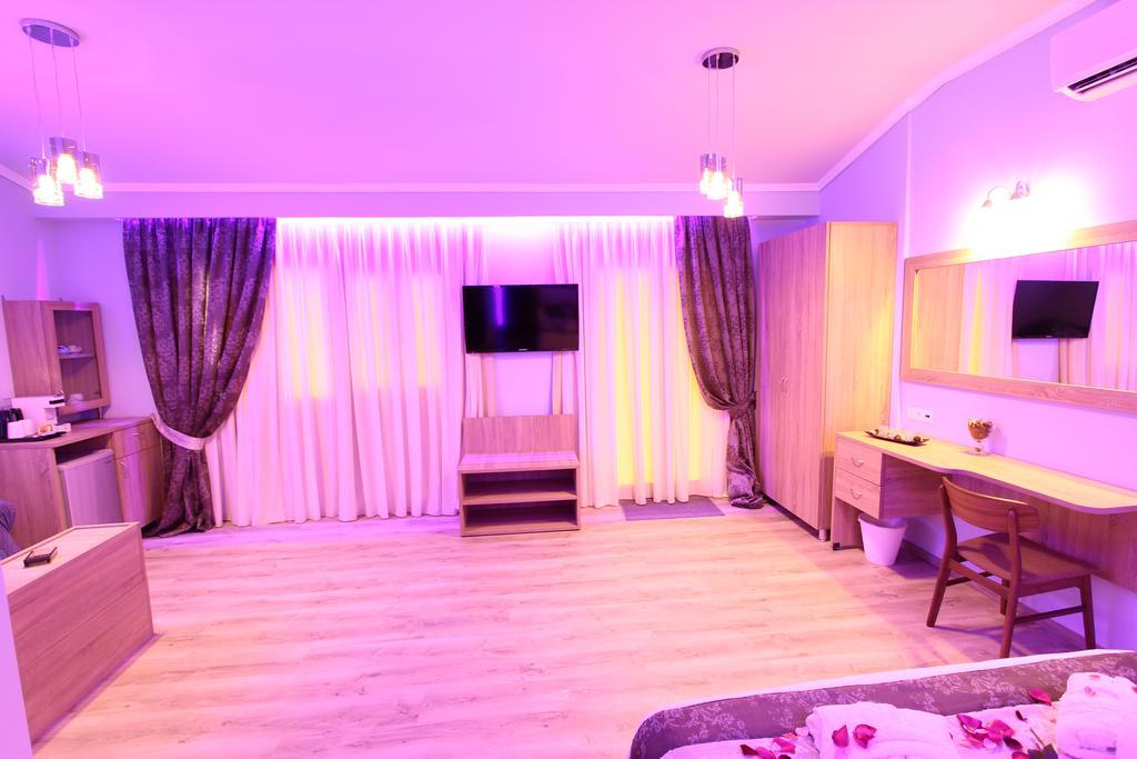Nea Kallikrateia Hotel Mallas מראה חיצוני תמונה