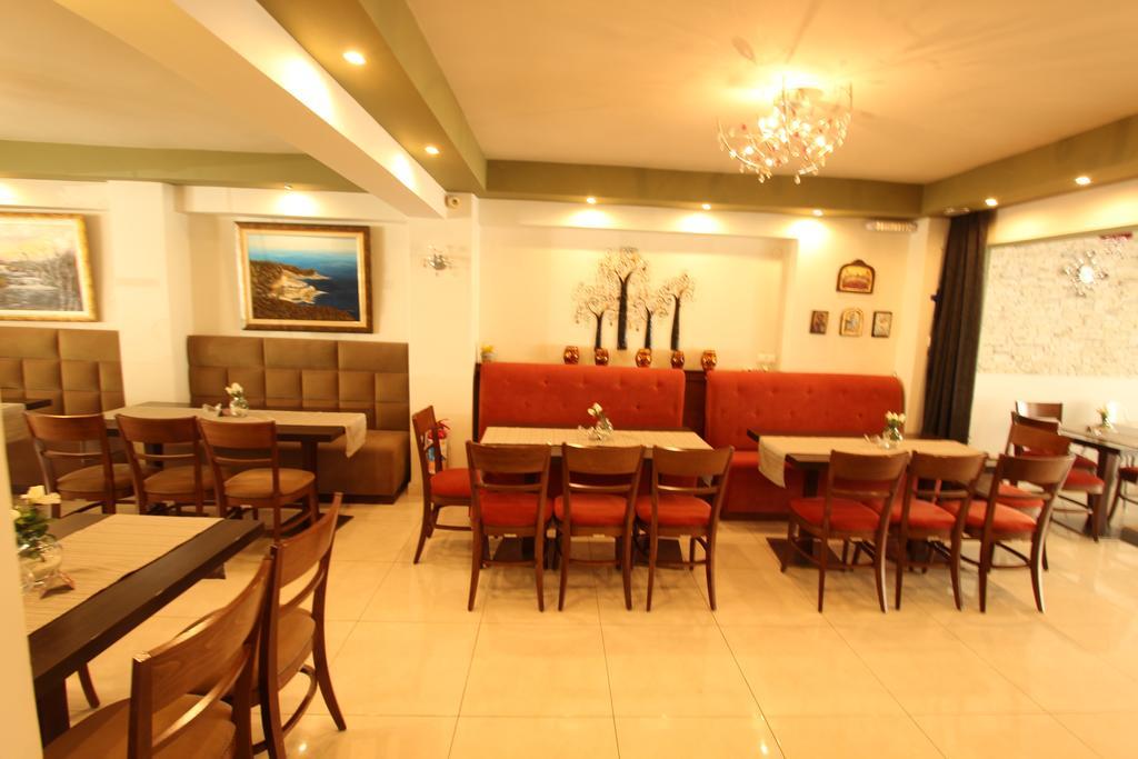 Nea Kallikrateia Hotel Mallas מראה חיצוני תמונה
